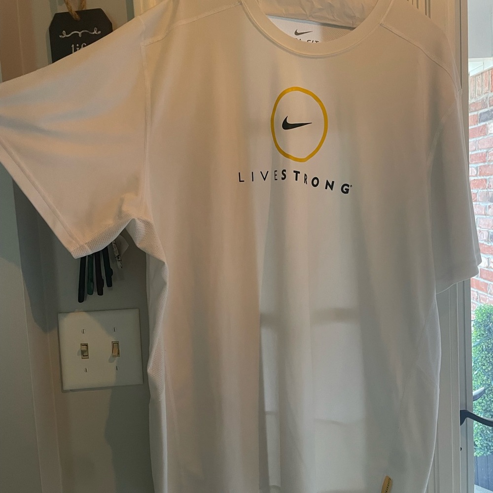 Brand: NIKE. Size: XXL. Color: White.